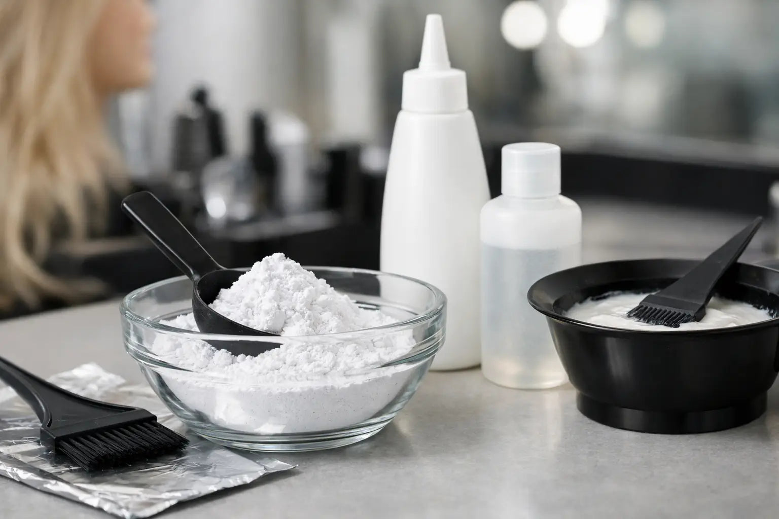 How to Choose Bleaching Powder for Salon Results