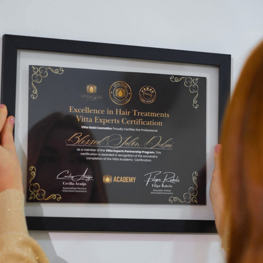 Experts Academy™ Online Certification for Hairstylists